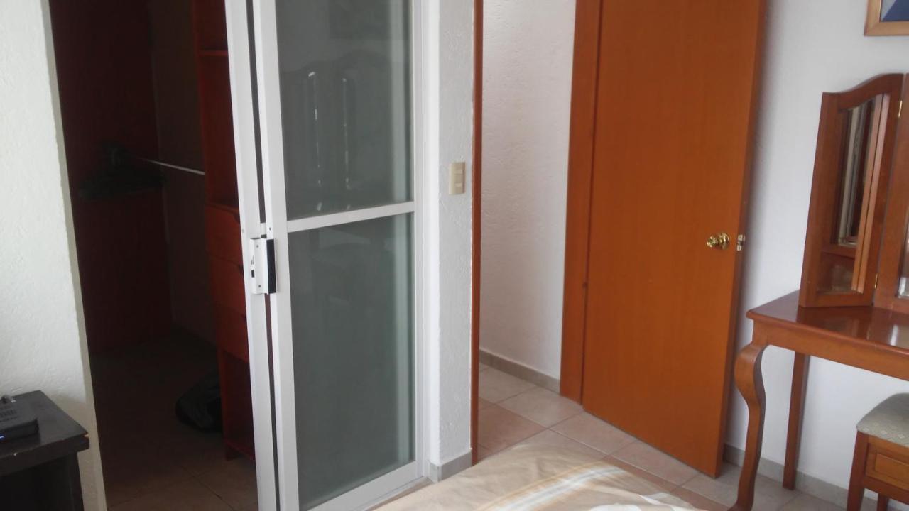 Casa Privada Para Descanso, Se Renta Para 8 Personas Completa Y Tambien Por Habitacion Con Bano Privado Para 2 O 4 Personas Compartiendo Areas Comunes Cuernavaca Exterior foto