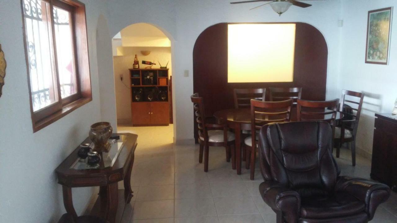 Casa Privada Para Descanso, Se Renta Para 8 Personas Completa Y Tambien Por Habitacion Con Bano Privado Para 2 O 4 Personas Compartiendo Areas Comunes Cuernavaca Exterior foto
